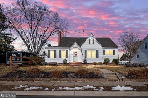 11 W Hoffecker St, MIDDLETOWN, DE, 19709-1318 | Card Image