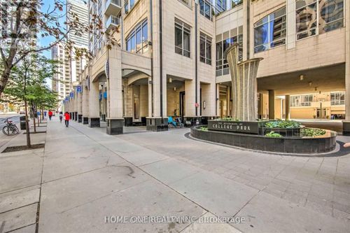 2604-761 Bay St, Toronto, ON, M5G2R2 | Card Image