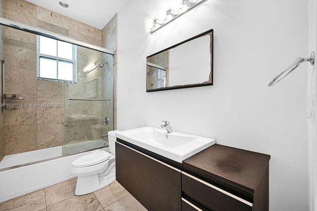 3521 Forest View Cir, House other with 5 bedrooms, 5 bathrooms and null parking in Fort Lauderdale FL | Image 35