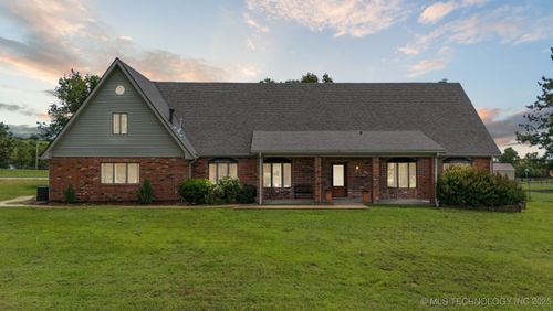 201 County Road 3006, Bartlesville, OK, 74003-7168 | Card Image