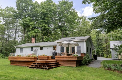 390 Poplar St, Old Town, ME, 04468-5907 | Card Image