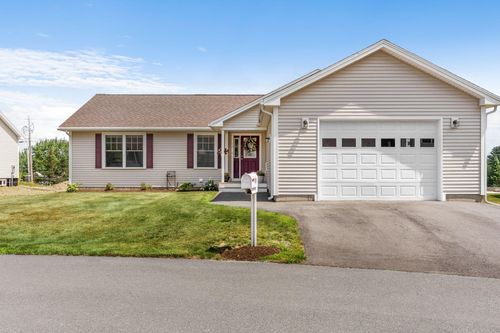 16 Hunter Drive, Hermon, ME, 04401 | Card Image