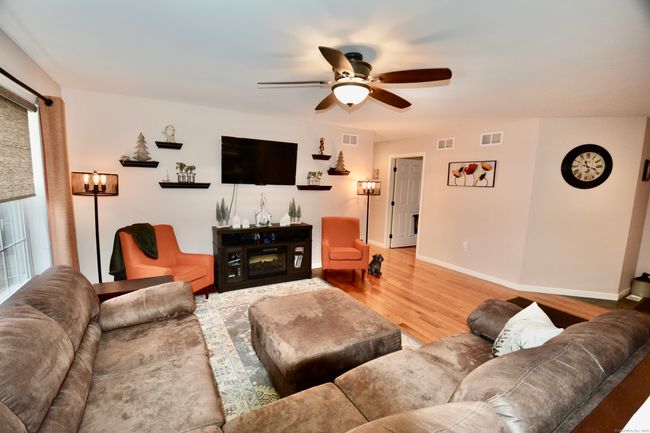 16 Victory Ln, House other with 3 bedrooms, 2 bathrooms and null parking in Willimantic CT | Image 11