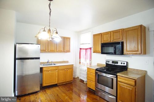 2838 Pelham Ave, BALTIMORE, MD, 21213-1220 | Card Image