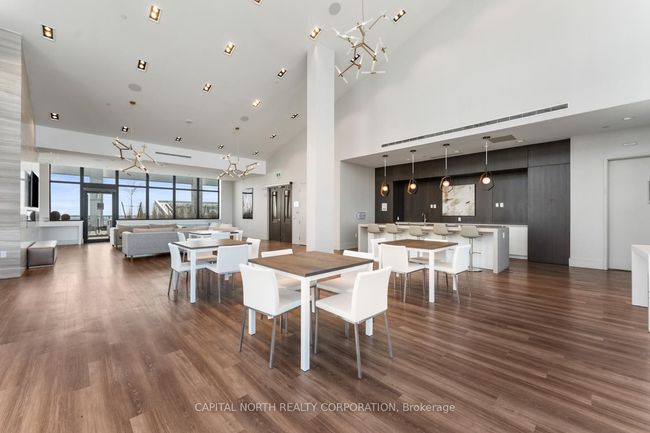 1011 - 9000 Jane St, Condo with 2 bedrooms, 2 bathrooms and 1 parking in Concord ON | Image 36