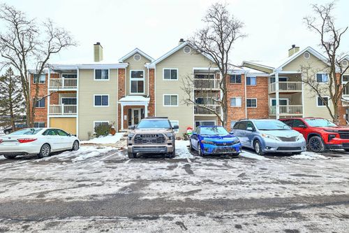 5-320 Timber Ridge Dr, Wilder, KY, 41071-3367 | Card Image