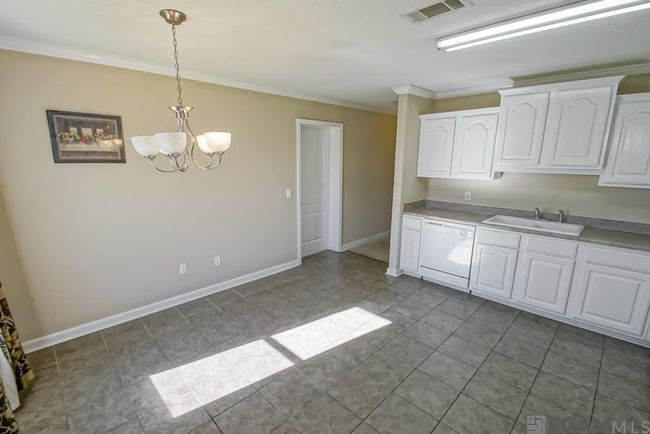 26350 Riverscape Dr, House other with 3 bedrooms, 2 bathrooms and 3 parking in Springfield LA | Image 15