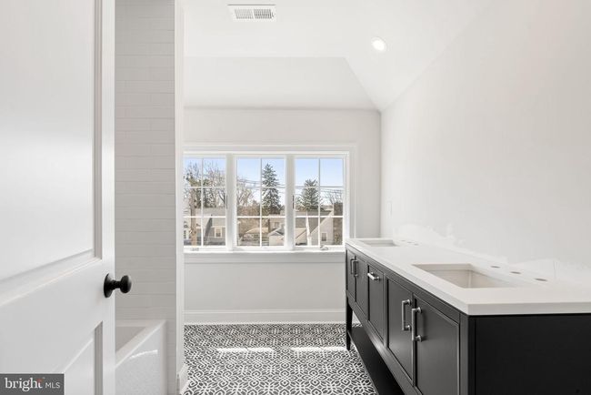 39 Simpson Rd, House other with 7 bedrooms, 5 bathrooms and null parking in ARDMORE PA | Image 42