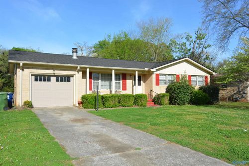 3609 Purdy Dr Nw, Huntsville, AL, 35810-4215 | Card Image