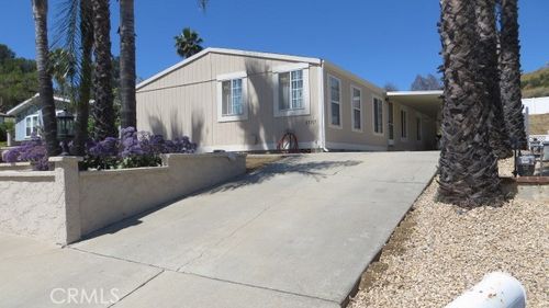 33317 Harvest E, Wildomar, CA, 92595 | Card Image