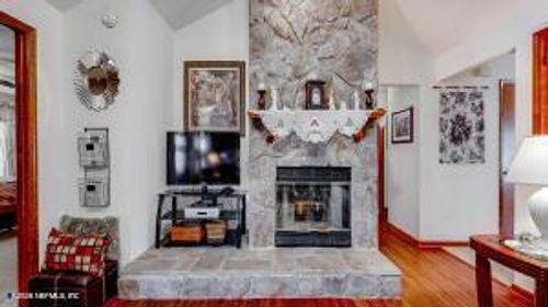3305 Appleshaw Ct, Jacksonville, FL, 32225-1770 | Card Image