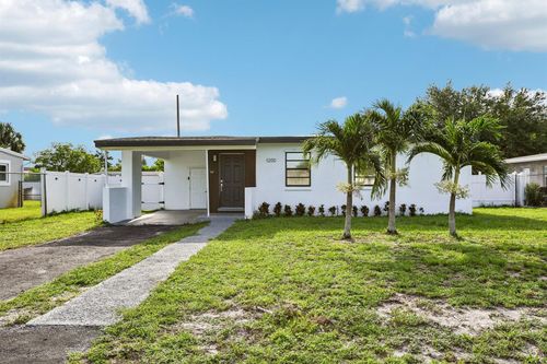 1200 Nw 19th Avenue, Fort Lauderdale, FL, 33311 | Card Image