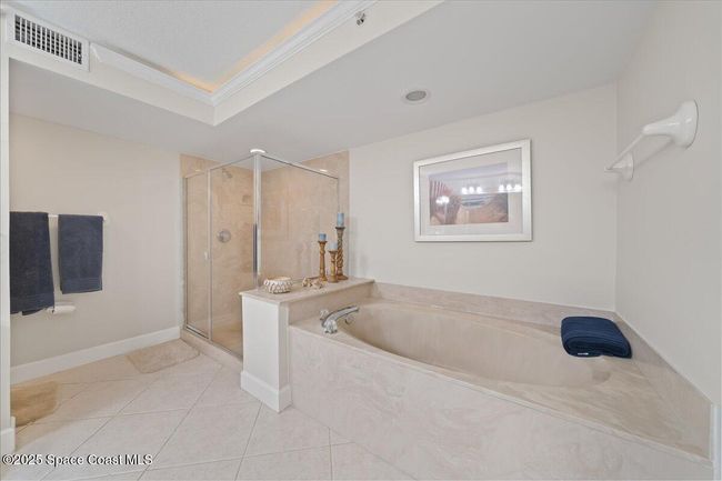 402 - 245 Highway A1a, Condo with 3 bedrooms, 3 bathrooms and null parking in Satellite Beach FL | Image 20