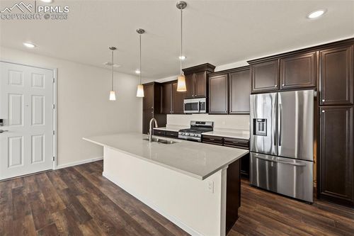 unit-203-3855 Presidio Pt, Colorado Springs, CO, 80920-5636 | Card Image