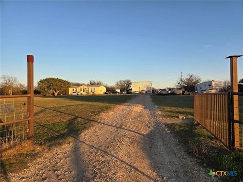 945 County Road 339, Moody, TX, 76557 | Card Image