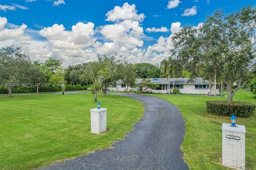 17421 Sw 300th St, Homestead, FL, 33030-4580 | Card Image