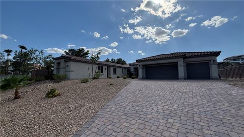 4709 N Park St, Las Vegas, NV, 89129-2637 | Card Image