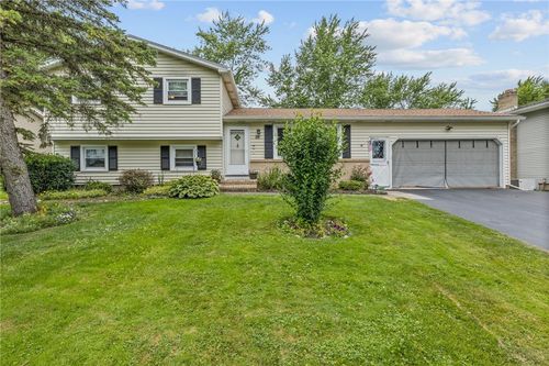 29 Davy Dr, Gates, NY, 14624-1346 | Card Image