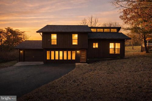 203 The Woods Rd, Cherry Run, WV, 25427-6886 | Card Image