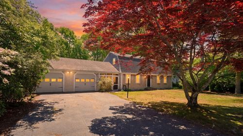 49 Powderhorn Way, Centerville, MA, 02632-2830 | Card Image