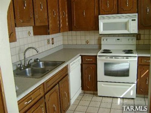apt-d-1345 E Fort Lowell Rd, Tucson, AZ, 85719-2221 | Card Image