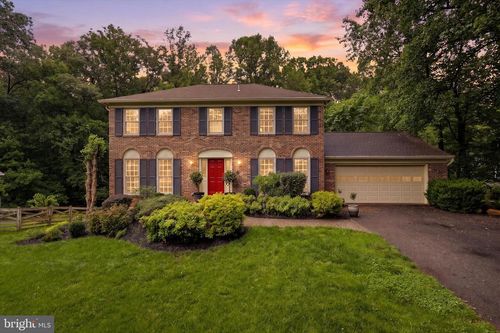 11180 Tattersall Trl, OAKTON, VA, 22124-1929 | Card Image
