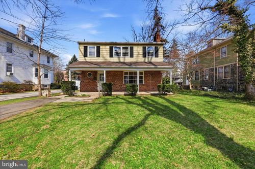 211 E Providence Rd, ALDAN, PA, 19018-4129 | Card Image