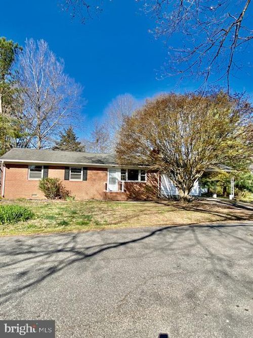 6226 Townsend Dr, King George, VA, 22485-6100 | Card Image