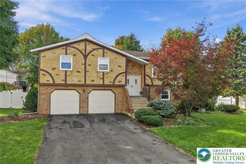 1236 N 28th St, Allentown, PA, 18104-2910 | Card Image