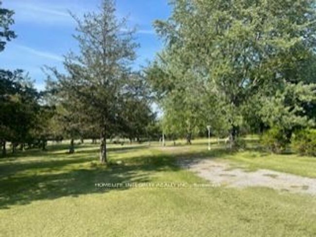 2434 County Rd 15, House other with 5 bedrooms, 2 bathrooms and 9 parking in Picton ON | Image 14