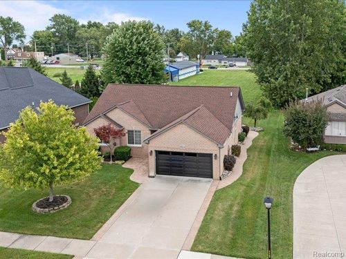 29213 Rachid Ln, Chesterfield, MI, 48047-6034 | Card Image
