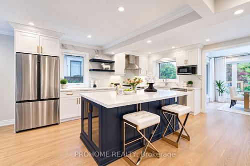 36 Summerfeldt Cres, Unionville, ON, L3R2B2 | Card Image