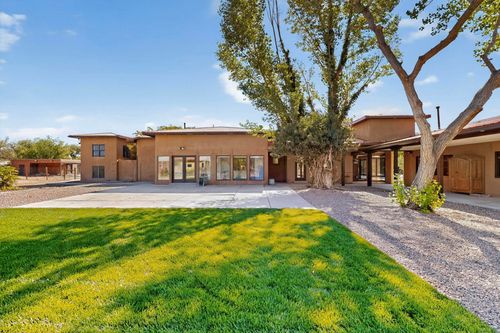 8909 Rio Grande Blvd Nw, Los Ranchos, NM, 87114-1307 | Card Image