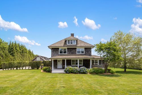 201 Hedges Ln, Sagaponack, NY, 11962-2014 | Card Image