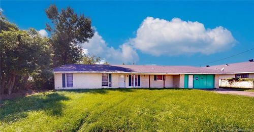 3708 Nelson Rd, Lake Charles, LA, 70605-2412 | Card Image