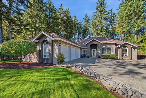 7082 Sw Dundee Ct, Port Orchard, WA, 98367-7413 | Card Image