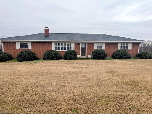 253 Johnson Rd, High Point, NC, 27265-7101 | Card Image