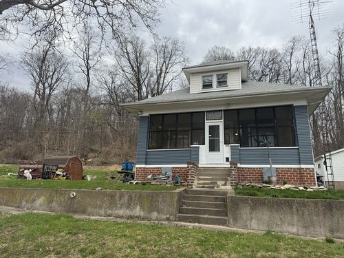 908 Willow St, Depue, IL, 61322-1375 | Card Image