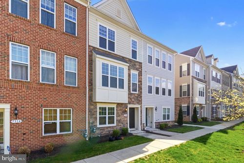 7312 Wood Trail Dr, LANHAM, MD, 20706-3294 | Card Image