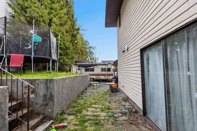 32827 14 Avenue, House other with 4 bedrooms, 2 bathrooms and 6 parking in Mission BC | Image 37