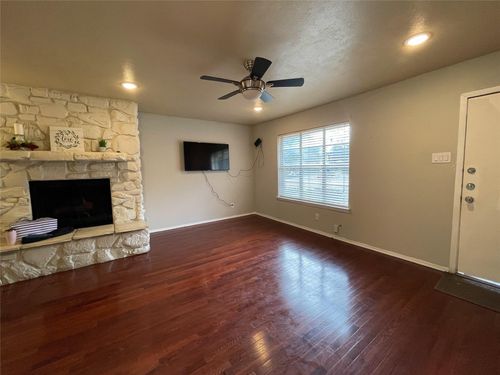 13943 Brookgreen Dr, Dallas, TX, 75240-5915 | Card Image