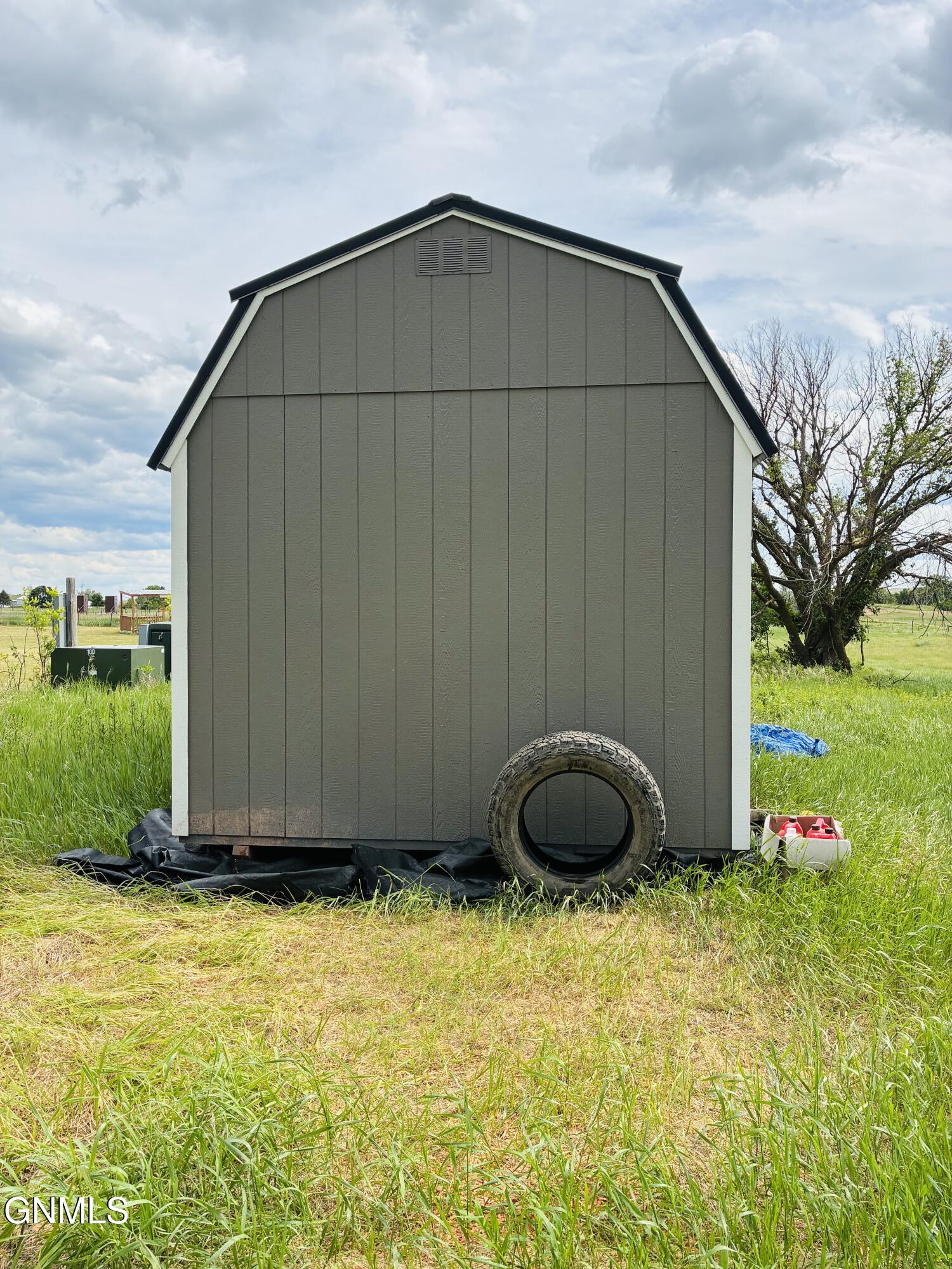 Land in Watford City 5