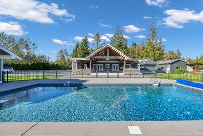 21298 36 Ave, House other with 6 bedrooms, 4 bathrooms and 30 parking in Langley BC | Image 1