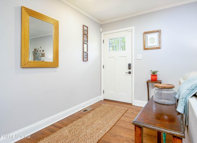 4910 Silva Dr, House other with 3 bedrooms, 2 bathrooms and 2 parking in Knoxville TN | Image 8