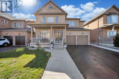 70 Appleaire Cres, Brampton, ON, L6R0V9 | Card Image