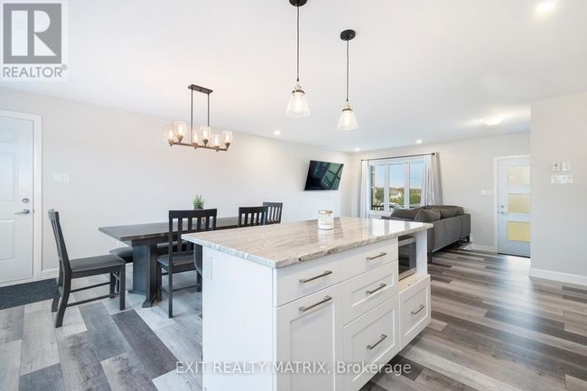 13 Glenco Rd, House other with 2 bedrooms, 1 bathrooms and 7 parking in St Andrews West ON | Image 11