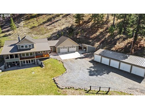 61615 High Valley Rd, Union, OR, 97883-9117 | Card Image