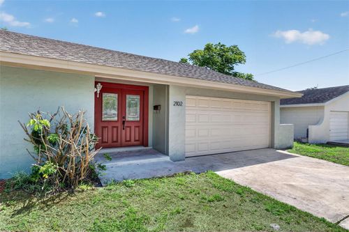 2102 Winnebago Trl, FERN PARK, FL, 32730-3018 | Card Image