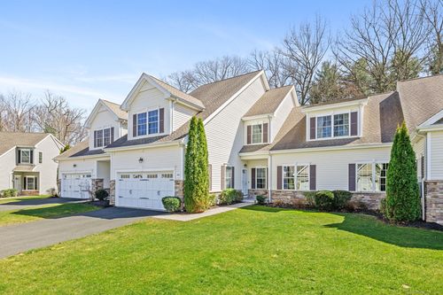 38-38 Brighton Park Way, Bloomfield, CT, 06002-3167 | Card Image