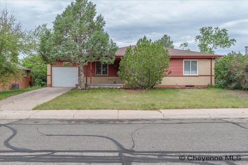 5040 Greybull Ave, Cheyenne, WY, 82009-5244 | Card Image